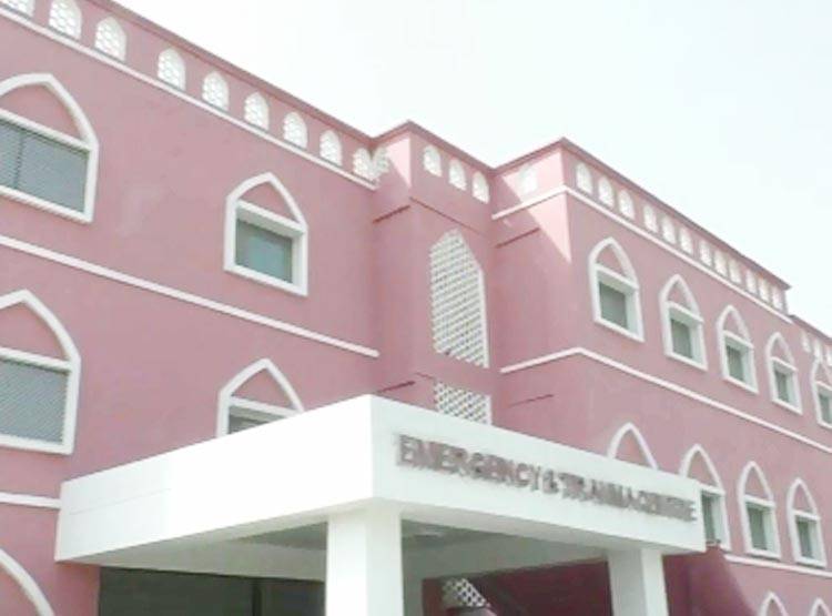 महिला ने जहर खाया, इलाज के वक्त मुंह में ब्लास्ट, डॉक्टरों के उड़े होश