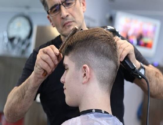 गर्मियों के लिए बेस्ट हैं ये 5 हेयरस्टाइल, क्या आपने ट्राई किए?