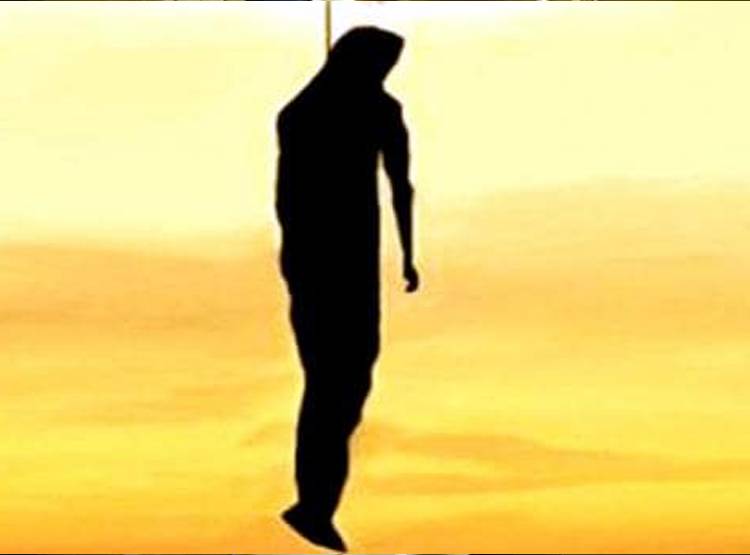 सिंदूर भर लड़की ने लगाई फांसी, तीन दिन बाद प्रेमी के साथ होनी थी शादी