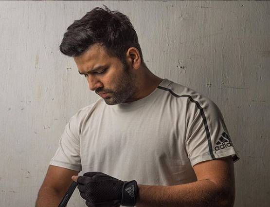 चिकन-अंडे बिना नहीं रहते ये खिलाड़ी, WC से पहले देखें इनकी फिटनेस