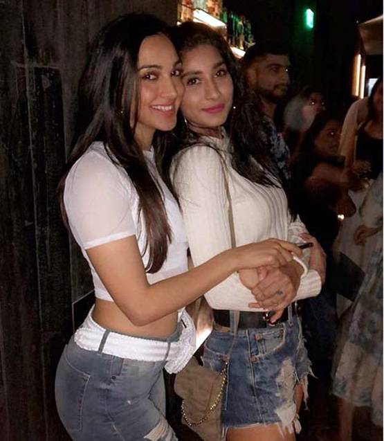 वाइब्रेटर वाले सीन से चर्चा में आई थीं कियारा, बनेंगी नई सनसनी!