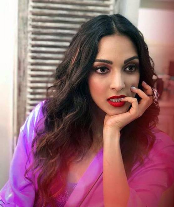 वाइब्रेटर वाले सीन से चर्चा में आई थीं कियारा, बनेंगी नई सनसनी!