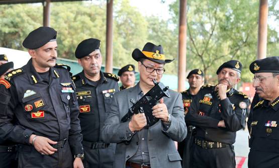 ये हैं देश के नए खेल मंत्री, स्कूल के दिनों में थे खिलाड़ी नंबर-1