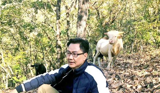 ये हैं देश के नए खेल मंत्री, स्कूल के दिनों में थे खिलाड़ी नंबर-1