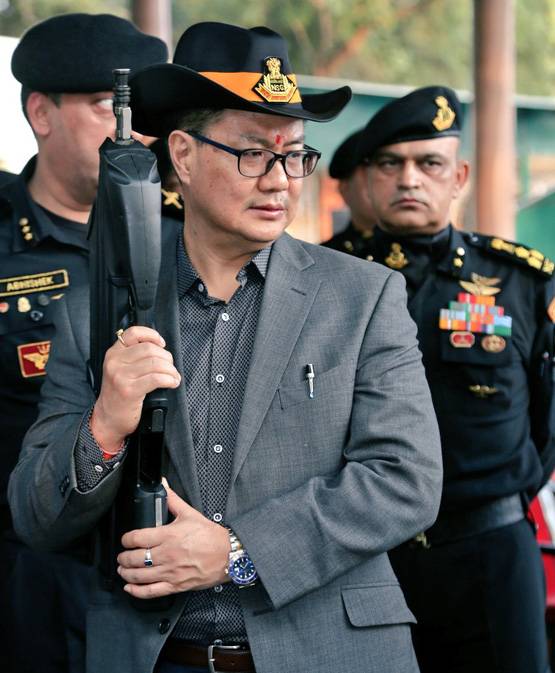 ये हैं देश के नए खेल मंत्री, स्कूल के दिनों में थे खिलाड़ी नंबर-1