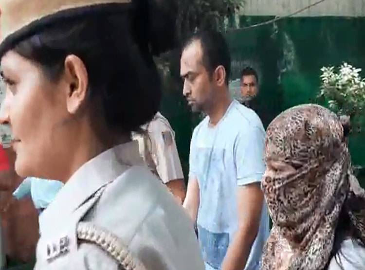 2 औरतों की दीवानगी: बचपन की GF ने किया BF की पत्नी का मर्डर