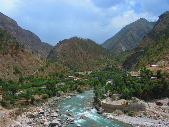 मई में घूमने के लिए सबसे शानदार हैं ये 12 जगहें!