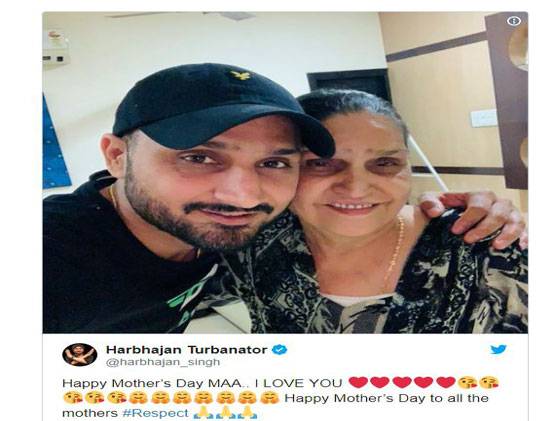 Mother's Day 2019: सचिन हुए भावुक, मां के सम्मान में लिखे ये शब्द