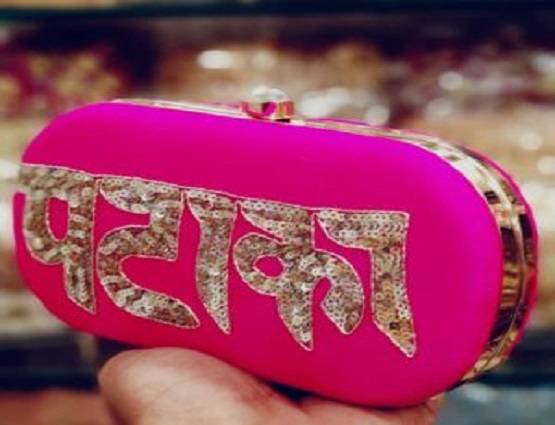 यहां से खरीदें अनुष्का-आलिया जैसे स्टाइलिश पर्स, कीमत भी बजट में