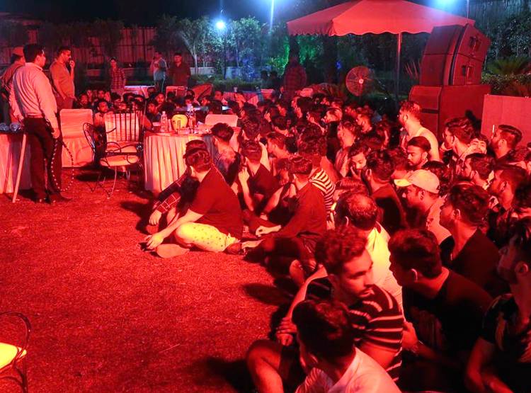 Rave Party में अय्याशी का वीडियो, रेड से पहले ऐसा था नजारा