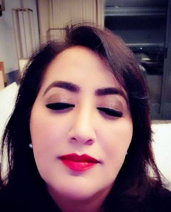 कौन है ये एक्ट्रेस जिन्होंने एक्स PM के नाती, CM के बेटे को चटाई धूल