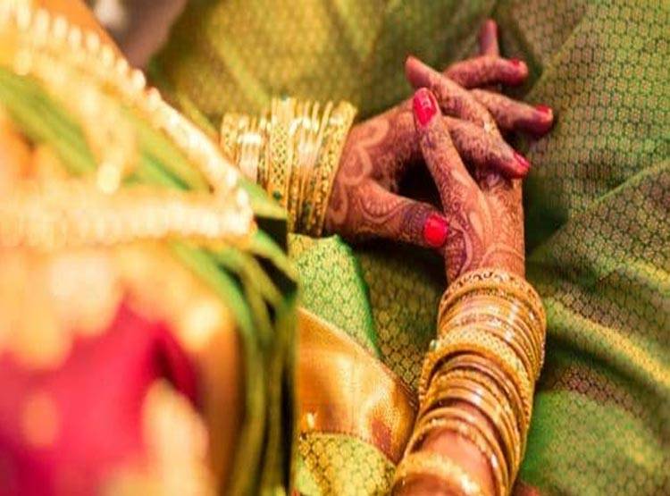 यहां अपनी ही शादी में नहीं जाता दूल्हा, बहन लेती है दुल्हन संग फेरे