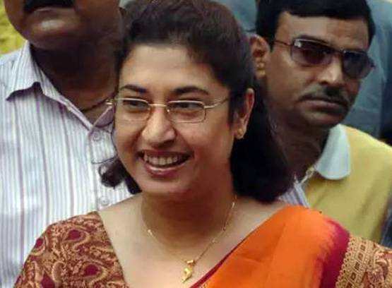 निरहुआ से हेमा मालिनी तक, जानें 21 सितारों में कौन जीता-कौन हारा