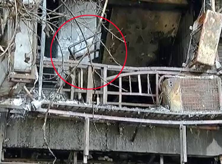 Surat Fire: खतरे में पड़ सकती थी 250 स्कूली बच्चों की जान