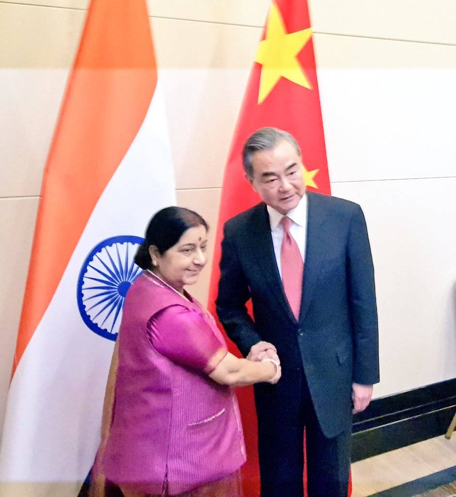 SCO बैठक में शामिल हुईं सुषमा, किया पुलवामा का जिक्र