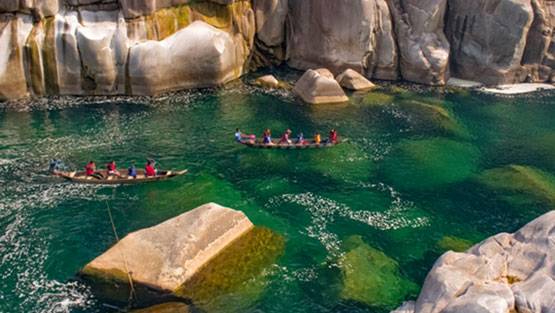 मई में घूमने के लिए सबसे शानदार हैं ये 12 जगहें!