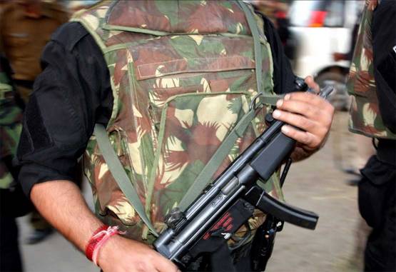 कैसे तैयार होती है बुलेटप्रूफ जैकेट, सेना को ऐसे मिलती है मदद