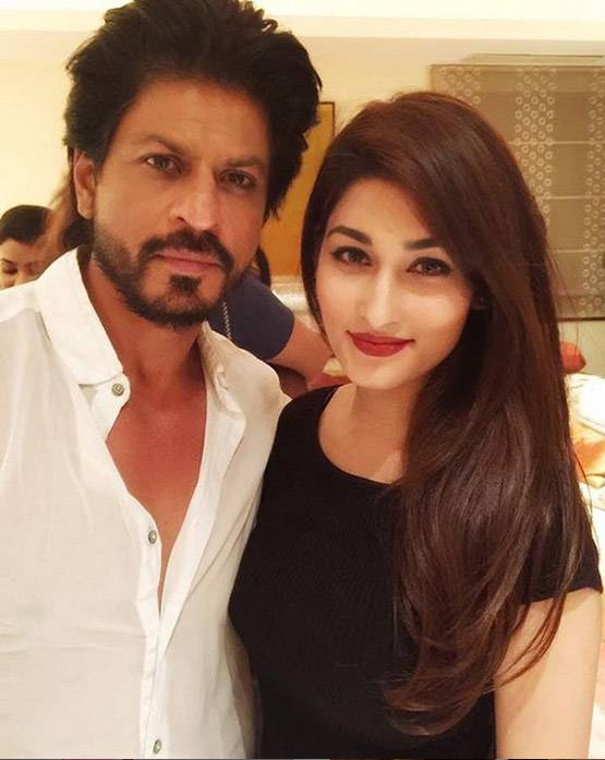 नंबर 1 ऑलराउंडर की लव स्टोरी, पत्नी के लिए मैदान में बिजनेसमैन को धुना