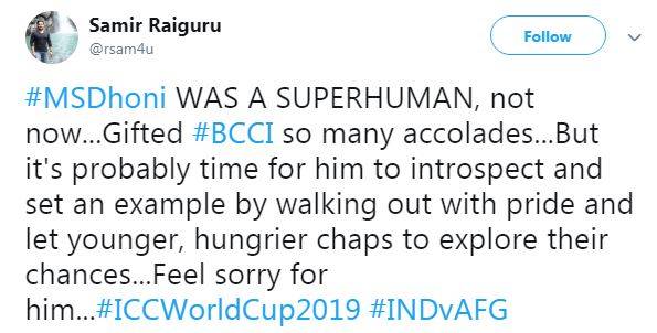 धोनी की बैटिंग देख भड़के फैंस, बोले- वनडे खेल रहे हो या टेस्ट मैच