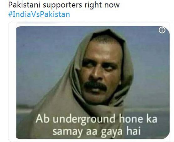 भारत से मैच हारने पर उड़ा PAK का मजाक, वायरल हुए ये फिल्मी मीम्स