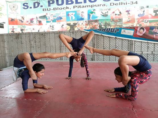 आंख से नहीं देख सकते, मगर इन बच्चों ने योग में बनाए हैं ऐसे-ऐसे रिकॉर्ड