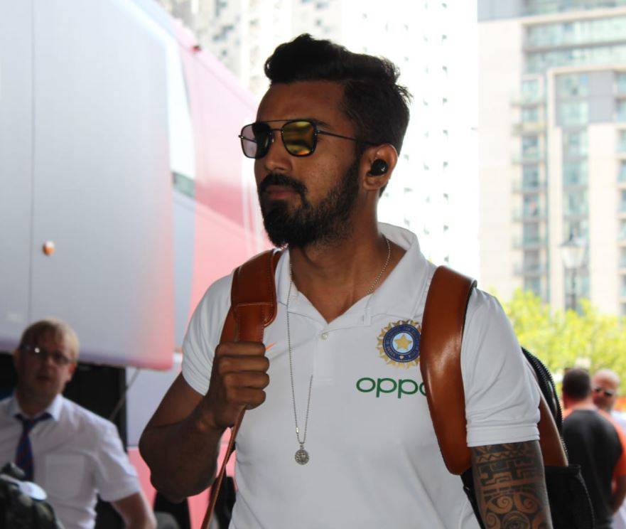 होटल में फैंस की हरकत से नाराज टीम इंडिया, मैनेजमेंट ने दी धमकी