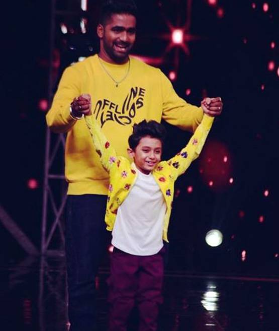 पापा बनने वाला है सुपर डांसर का ये कोरियोग्राफर, बेबी शावर की तस्वीरें Viral