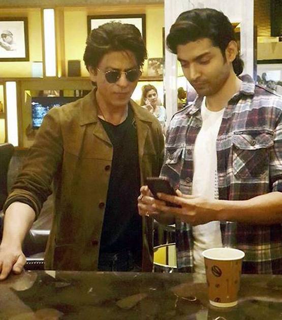 शाहरुख को अपना हीरो मानते हैं गुरमीत चौधरी, शेयर किया फैनबॉय मोमेंट