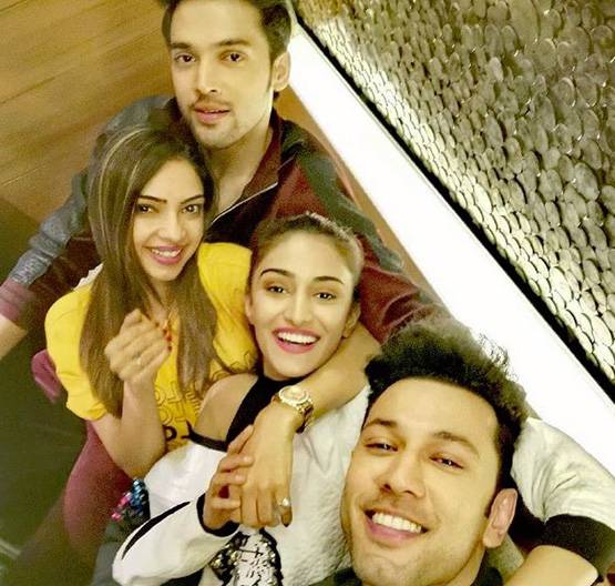 स्विटजरलैंड में कसौटी के स्टार्स, एक फ्रेम में दिखे मिस्टर बजाज-प्रेरणा