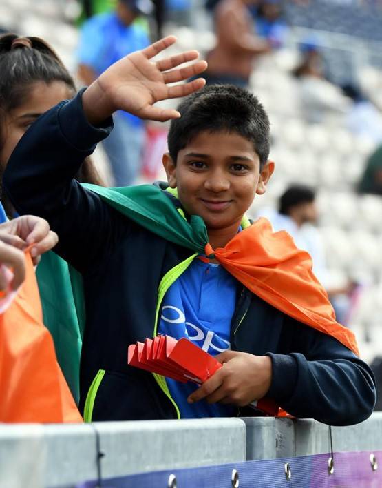 फैन्स में दिखा ऐसा जोश, लगा आज ही से शुरू हुआ है वर्ल्ड कप