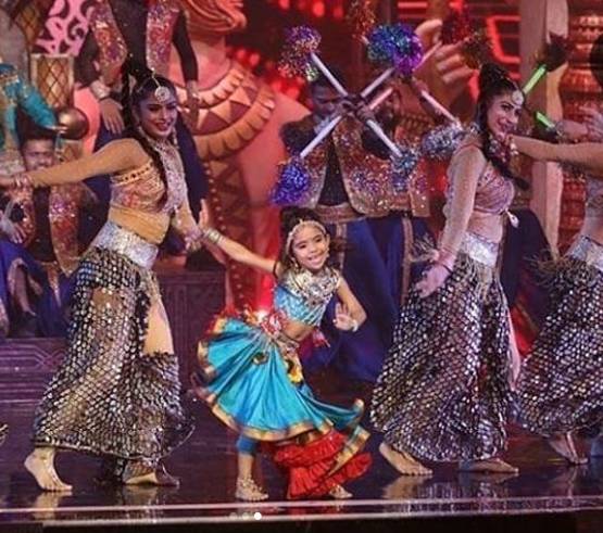 क्या सुपर डांसर की व‍िनर है नन्ही रुपसा? परफॉर्मेंस देख श‍िल्पा ने चूमे पैर