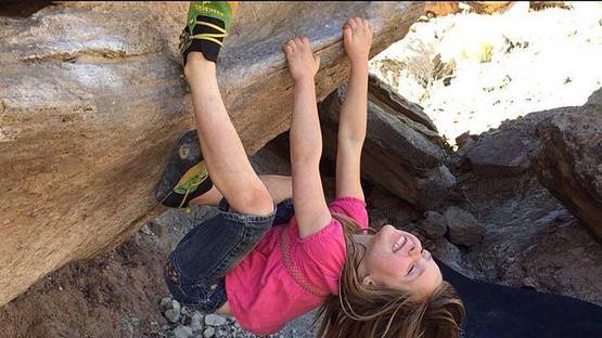 जिस पहाड़ को चढ़ने में 31 लोग मरे, 10 साल की बच्ची ने कर लिया फतह