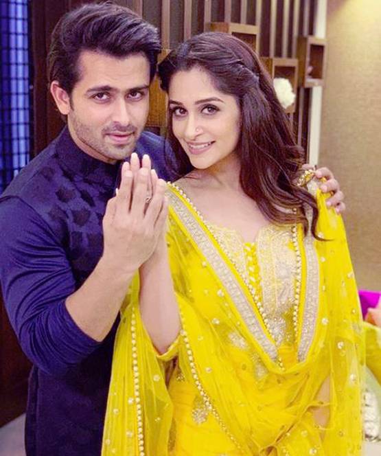 बिग बॉस 12 विनर दीपिका के पति ने खरीदी महंगी बाइक, लाखों में है कीमत