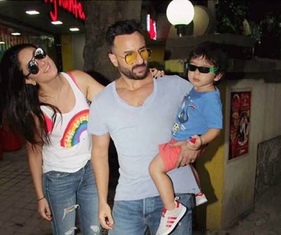 फिटनेस फ्रीक करीना कपूर ने किए मुश्किल योगा पोज, फोटोज वायरल