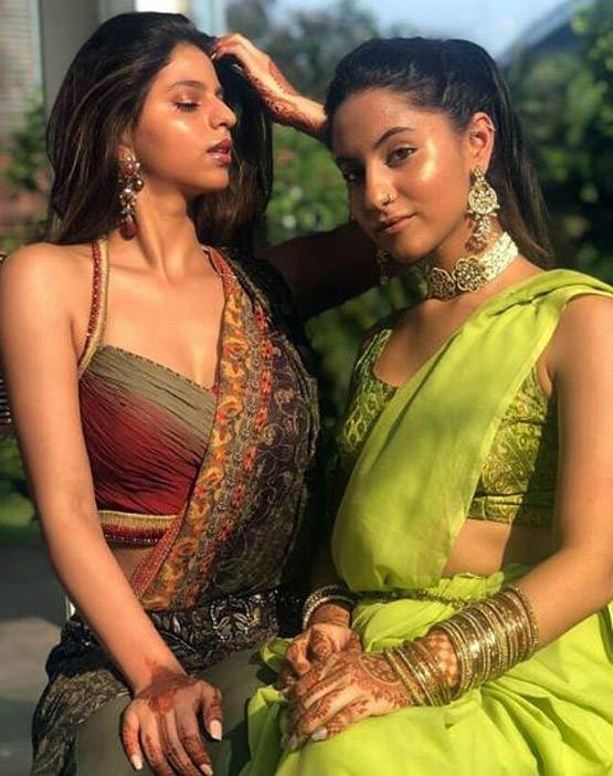 दोस्तों संग शाहरुख खान की बेटी सुहाना की पार्टी, फोटो वायरल