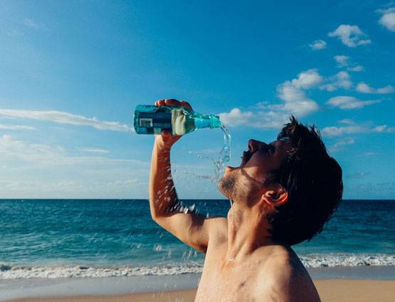 भीषण गर्मी में जरूर अपनाए ये टिप्स, जान पर भी आ सकती है बात