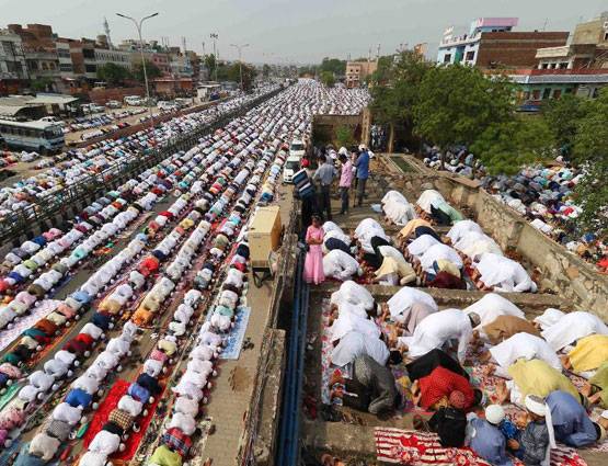 Eid: कितने तरह से होती है नमाज, हर नमाज कैसे है एक दूसरे से अलग