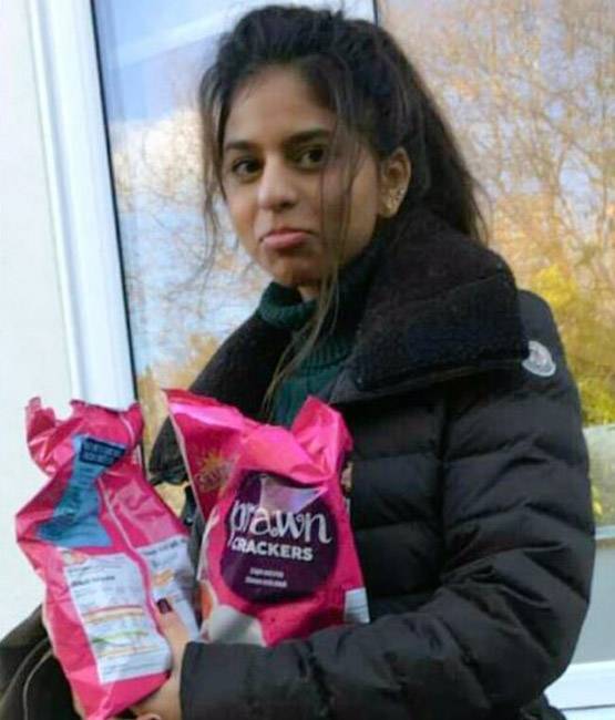 दोस्तों संग शाहरुख खान की बेटी सुहाना की पार्टी, फोटो वायरल