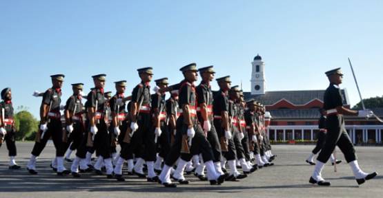 कौन हैं जुड़वा भाई परिणव और अभिनव, जो सेना में एक साथ बने अफसर