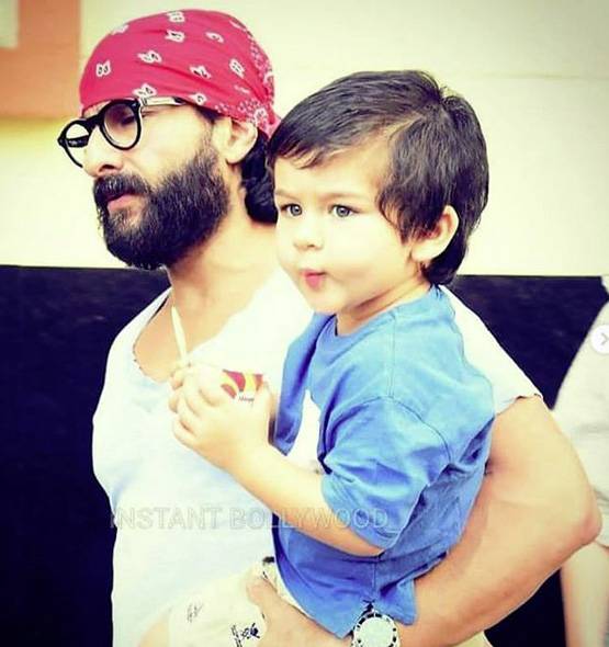 लंदन में शॉपिंग पर निकले सैफ-करीना, पापा के कंधों पर बैठे दिखे तैमूर