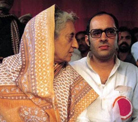 पेड़ पर गिरा था इंदिरा के बेटे संजय गांधी का विमान, ऐसे निकालना पड़ा शव