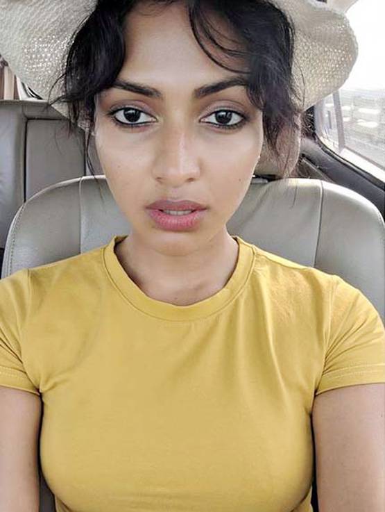 लोगों के दिमाग का कूड़ा, सिर्फ फिल्म के इस न्यूड सीन में दिखा रहे हैं दिलचस्पी