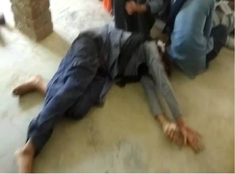 जब स्कूल में छात्राओं पर चढ़ा 'भूत', टीचर्स के उड़ गए होश