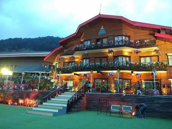 शाही शादी में 5 करोड़ के फूल, बाहुबली जैसा सेट, दिखेगा फिल्मी जलवा