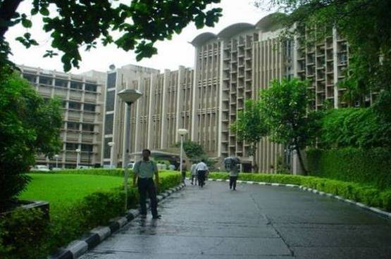 ये हैं पिछले 5 साल के JEE Advanced एग्जाम टॉपर्स, यहां लिया एडमिशन