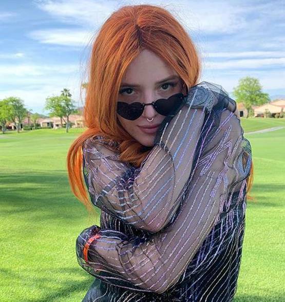 प्राइवेट फोटो लीक करने की दे रहा था धमकी, एक्ट्रेस ने जो किया वो सोच नहीं सकते