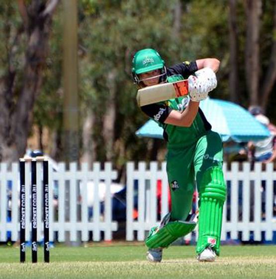 बिना खेले क्रिकेट के मैदान पर ये नौकरियां, 40 लाख तक सैलरी!