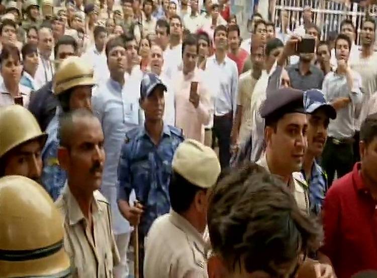 विदेश में बैठे कौशल ने पत्नी की मदद से कराई कांग्रेस नेता की हत्या