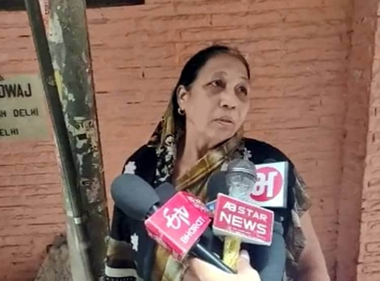 4 साल के बेटे के सामने प्रेम‍िका पर चाकू बरसाता रहा सनकी आश‍िक, मौत