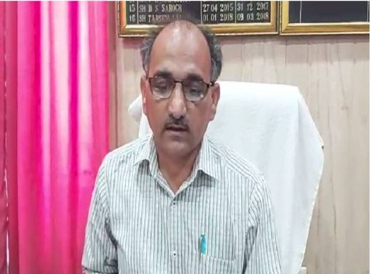 जब स्कूल में छात्राओं पर चढ़ा 'भूत', टीचर्स के उड़ गए होश